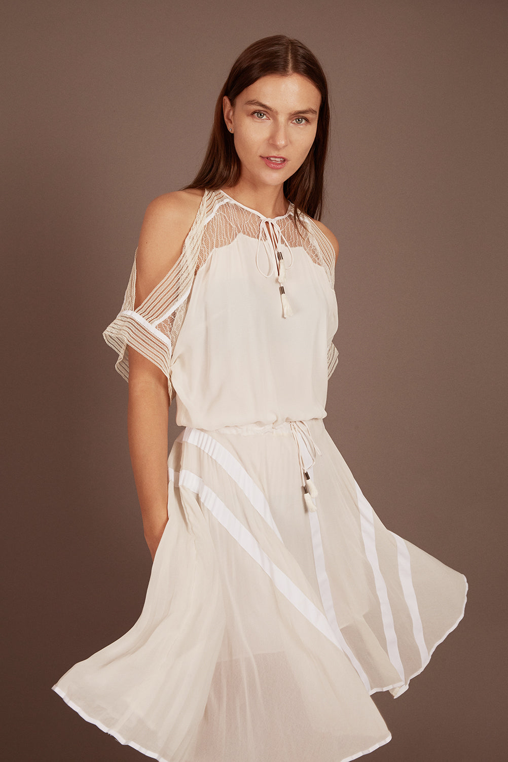 OHNE TITEL <br> S/S 2016 Ready to Wear Collection Cream Dress <br> Size S