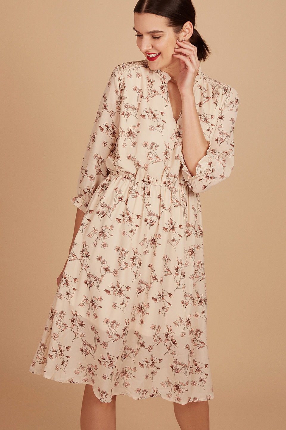 NASTY GAL <br> Floral Print Tea Midi Dress <br> Size L